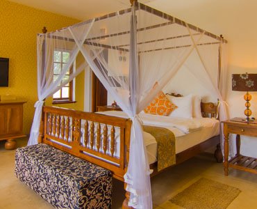Citronella Colonial Suite - Elephant Stables - Sri Lanka In Style